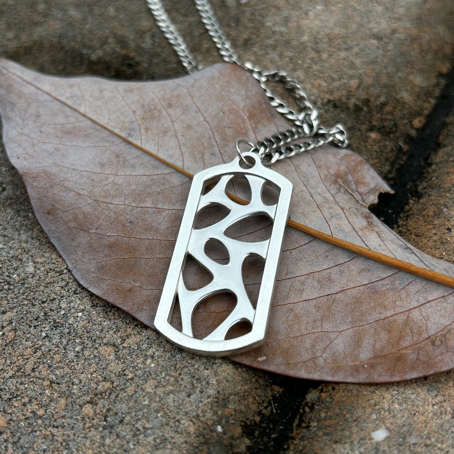 Essence Tag